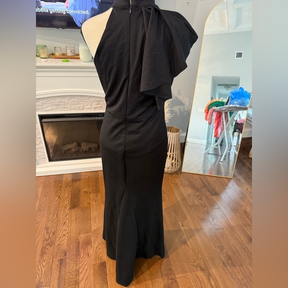 Lulu's Margaux Black One-Shoulder Maxi Dress - Picture 6 of 6